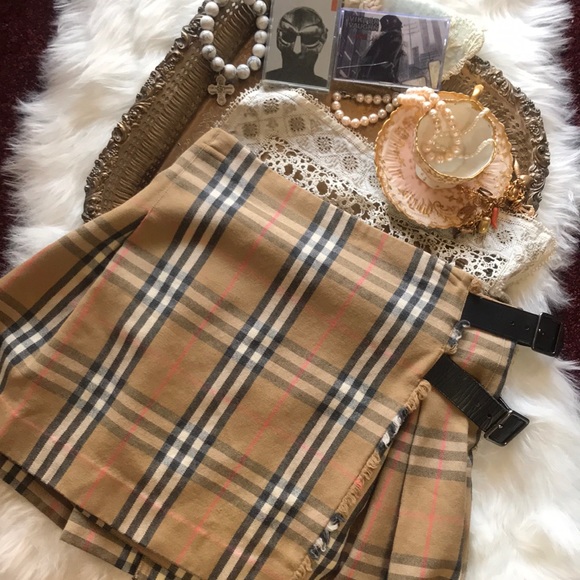 Burberry Dresses & Skirts - Burberry Nova Check Pleated Plaid Wool Kilt Skirt Vintage Y2k Holy Grail UK 10